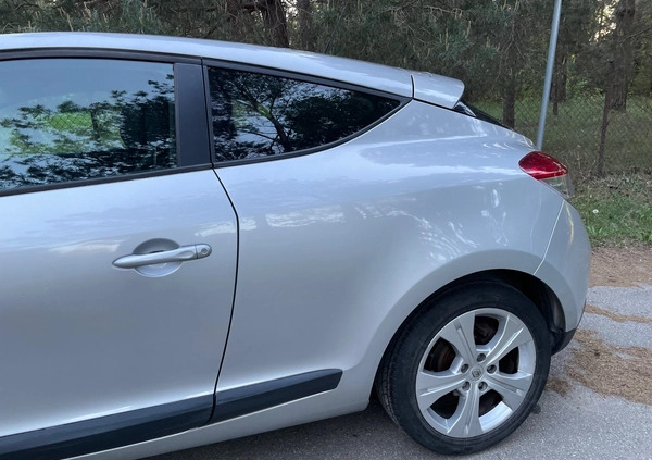 Renault Megane cena 22500 przebieg: 147000, rok produkcji 2009 z Kielce małe 232